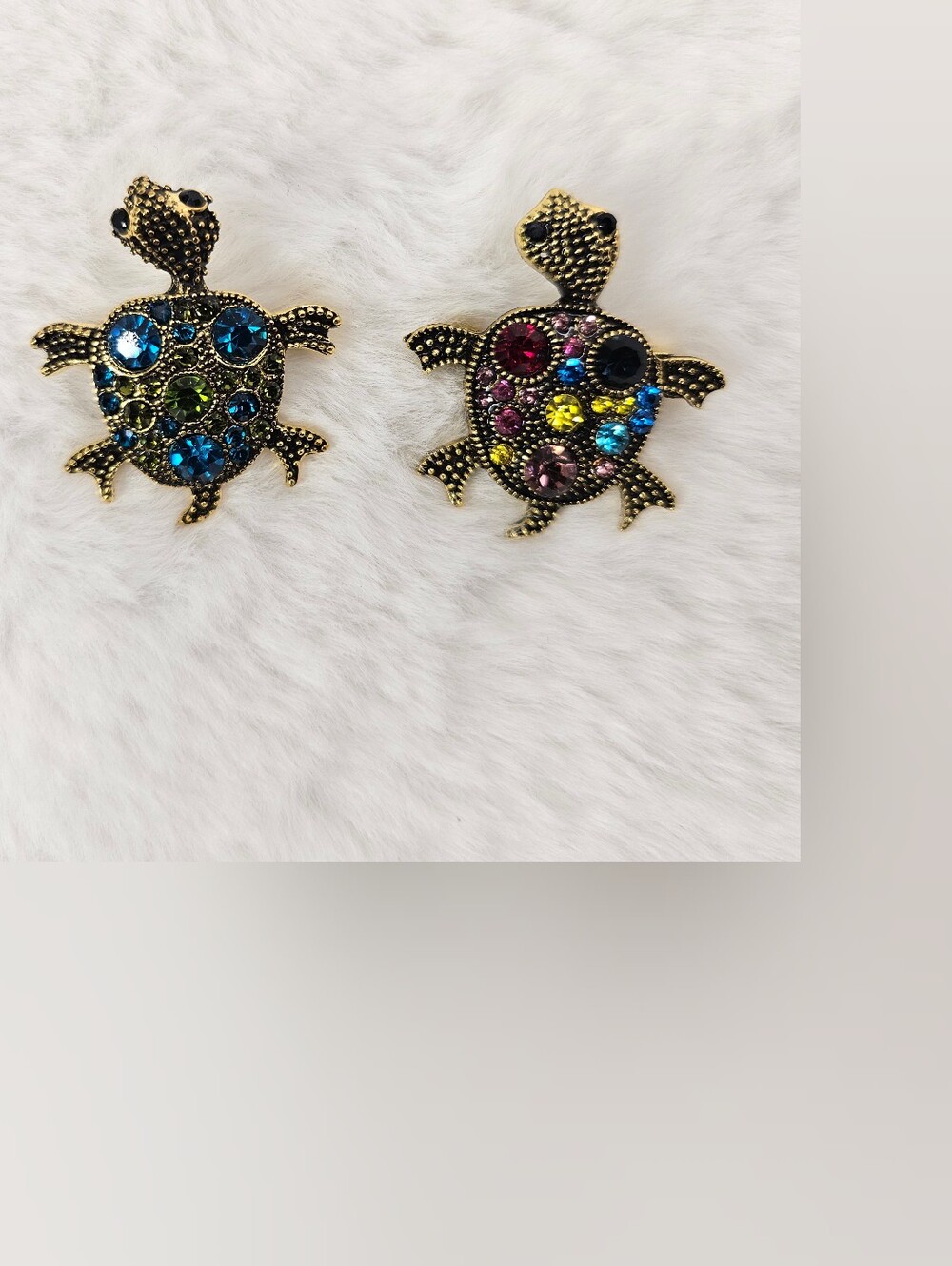 Crystal Turtle Brooches in Multicolor and Blue NWOT